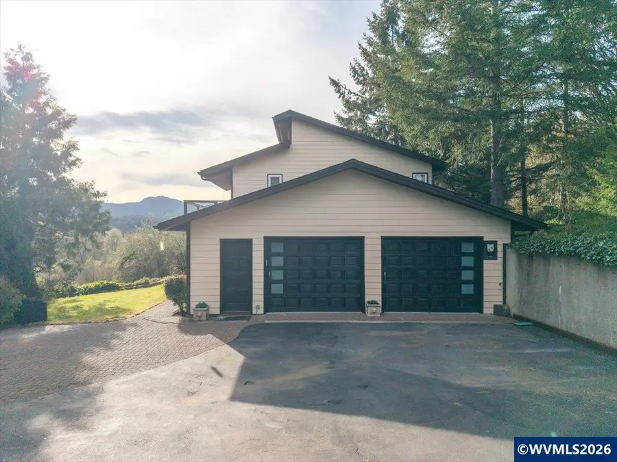 18390  Bridgeport Rd, Dallas, OR 97338 - #2