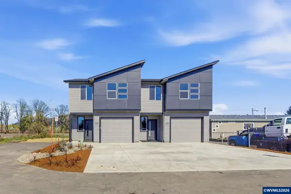 300 & 302  Seven Oaks Ln, Lebanon, OR 97355