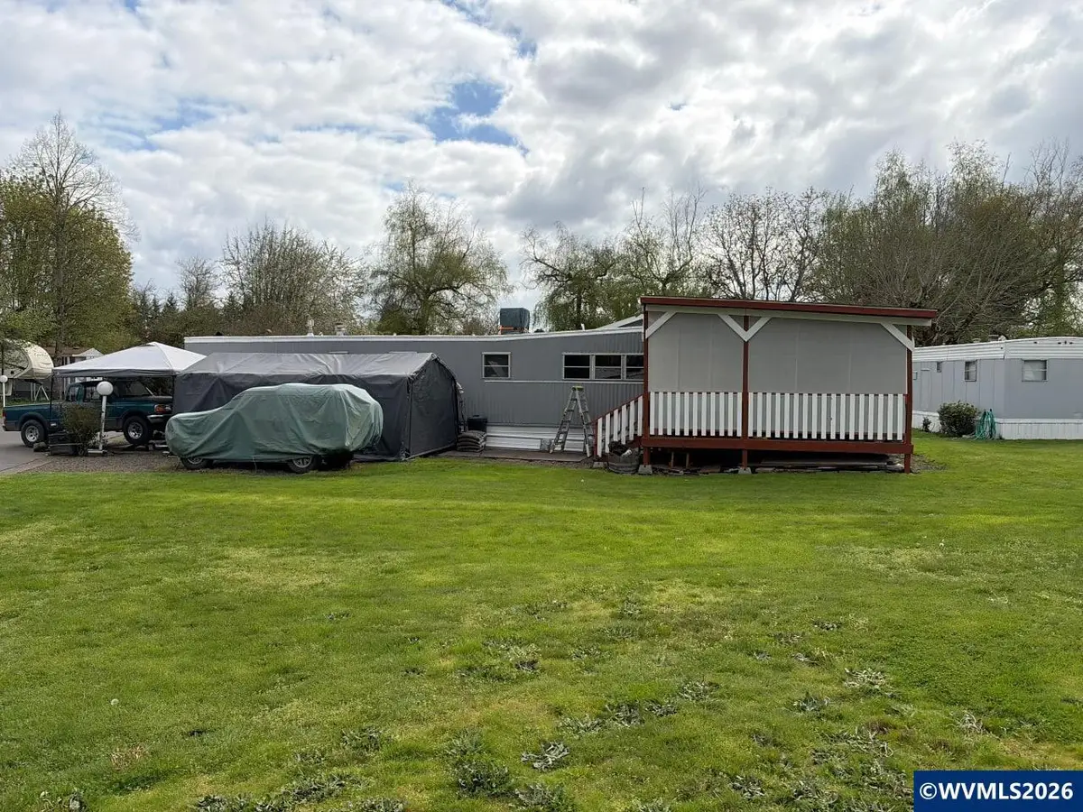 700 E Isabella St, Lebanon, OR 97355 - #1