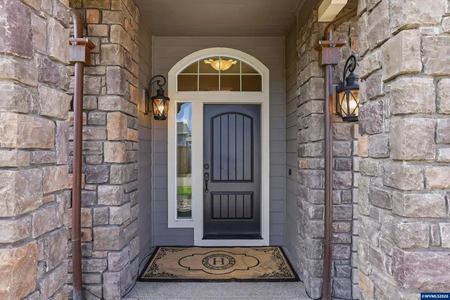 2319 N Roger Smith Dr, Newberg, OR 97132 - #3