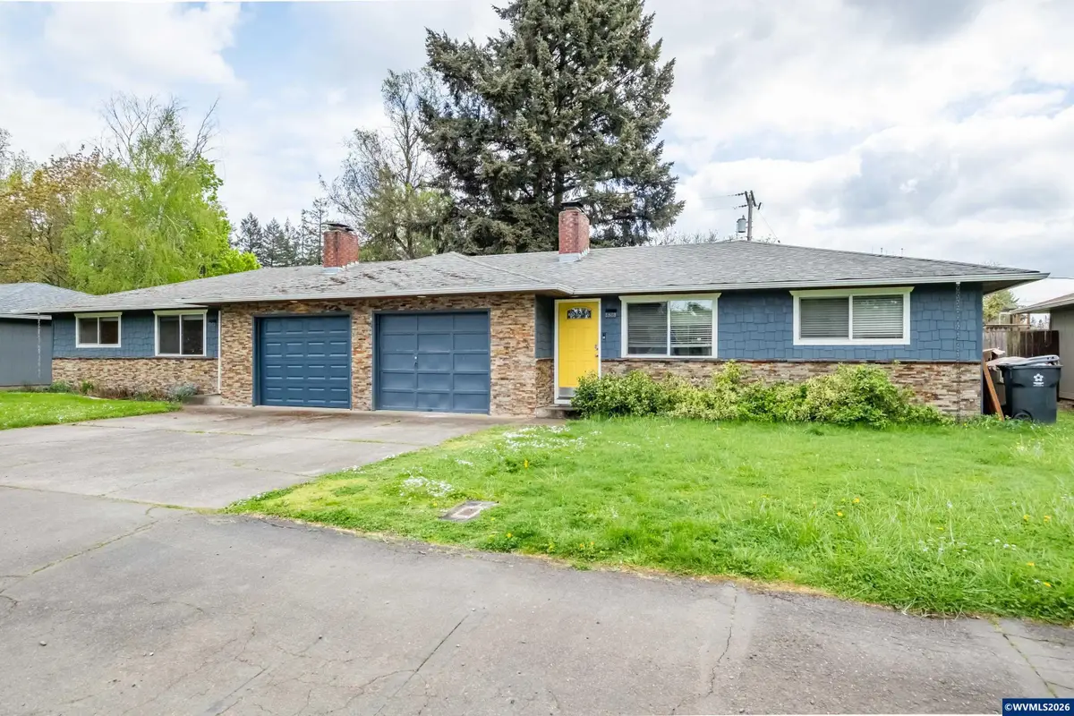 634 NW E Thornton Lake Dr, Albany, OR 97321 - #1