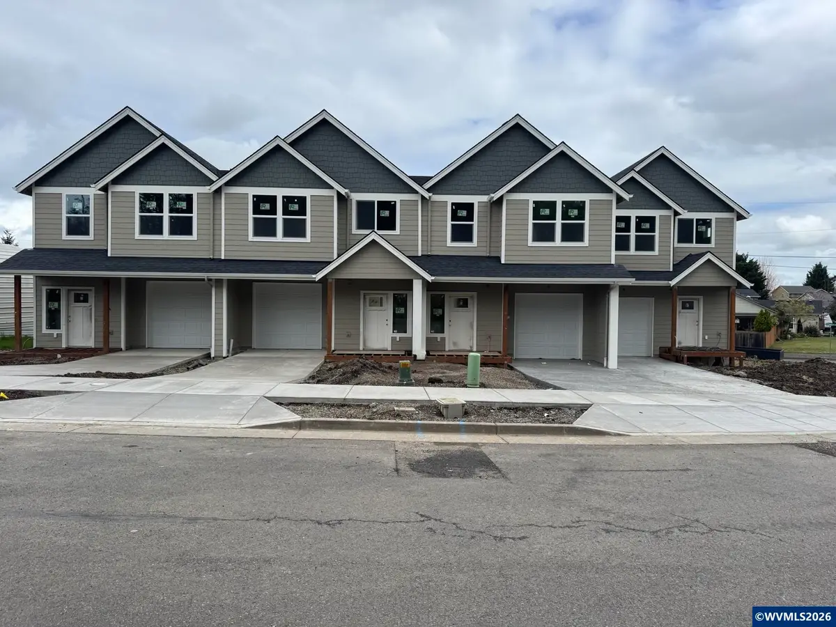 2705 NW 12th Av, Albany, OR 97321 - #1