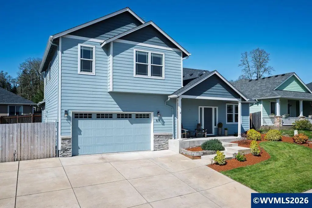 519 NW Hillcrest Dr, Dallas, OR 97338 - #1
