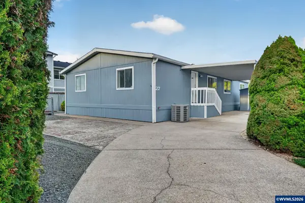 1500 NE Gabriela Ct, Salem, OR 97301