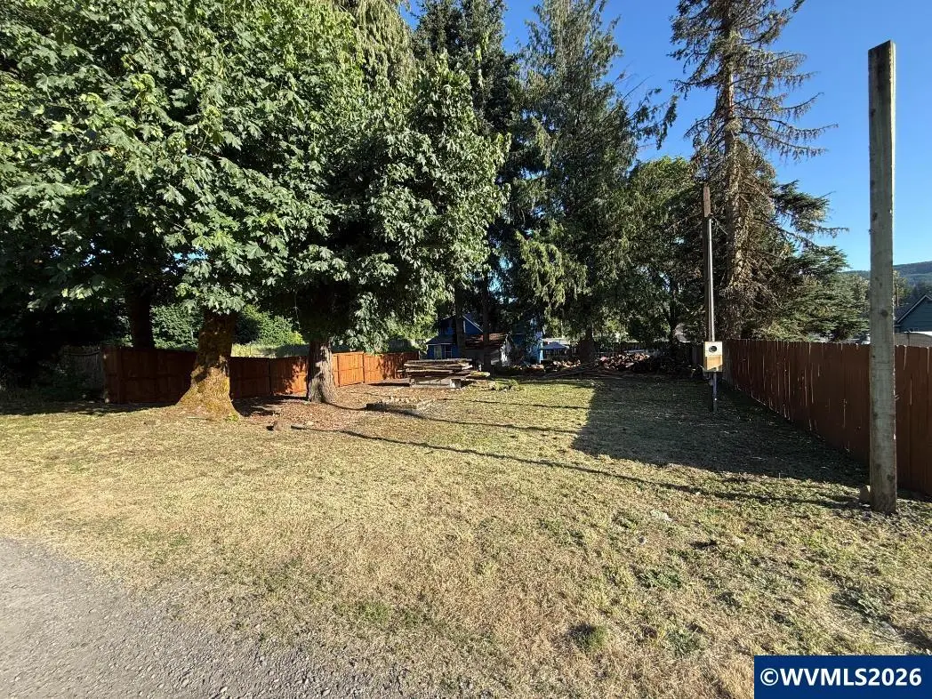 21958  Emma St, Mehama, OR 97358 - #1