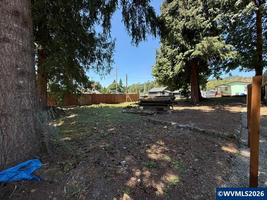 21958  Emma St, Mehama, OR 97358 - #3