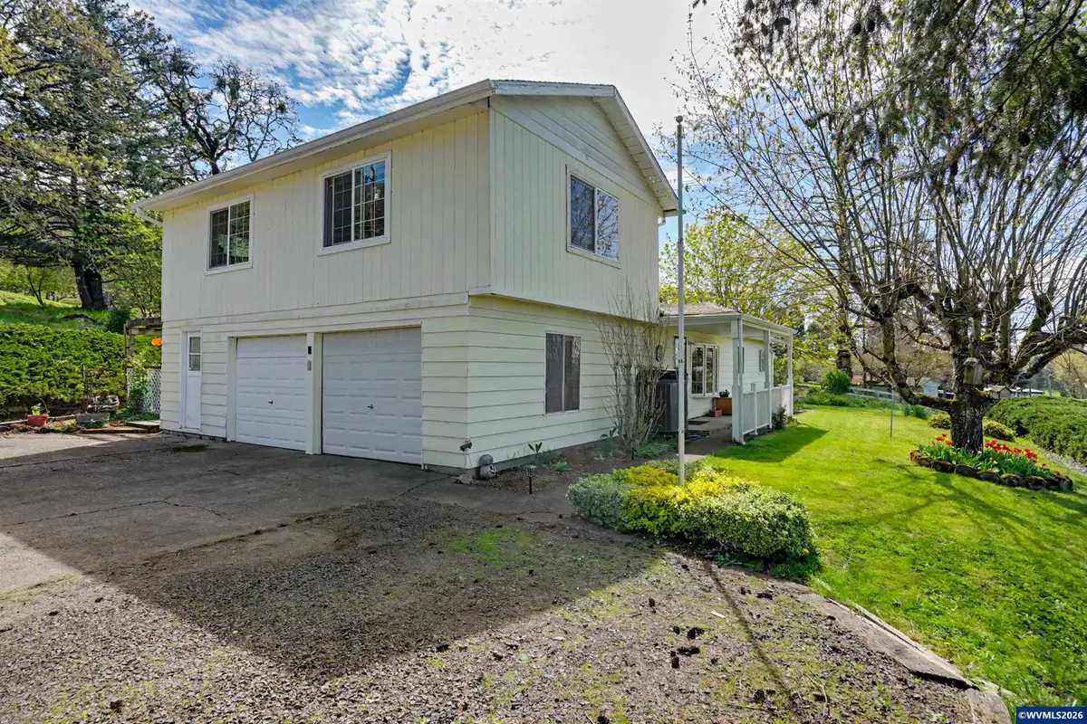 33724  Viewcrest Dr NE, Albany, OR 97322 - #1