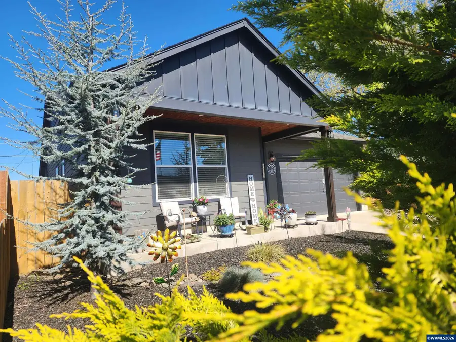 845  1st St, Gervais, OR 97026 - #2