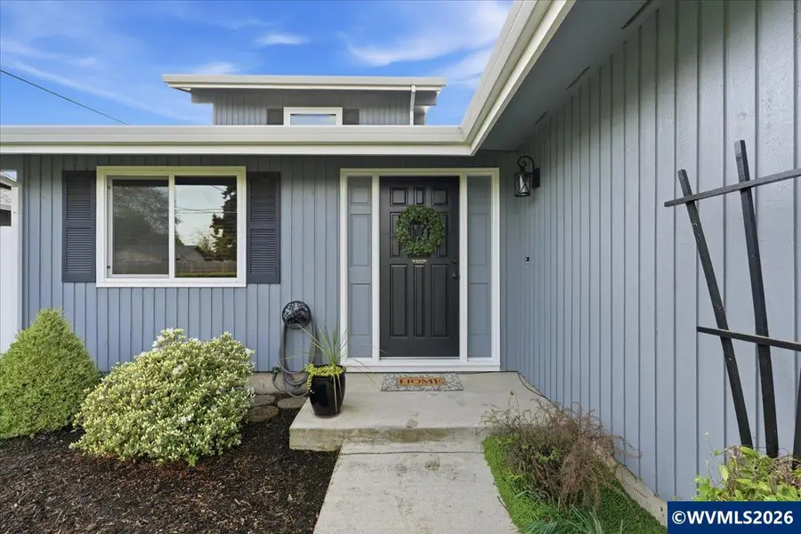 4094  5th St, Hubbard, OR 97032 - #2