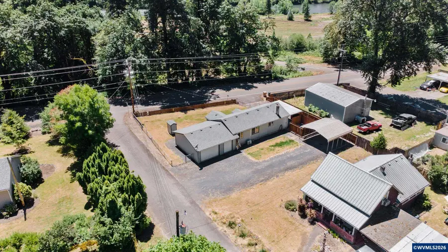 42705  North River Dr, Sweet Home, OR 97386 - #3