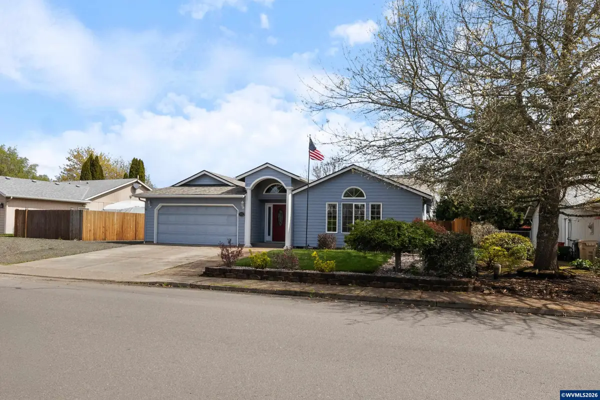 454 SW Wyatt St, Dallas, OR 97338 - #1