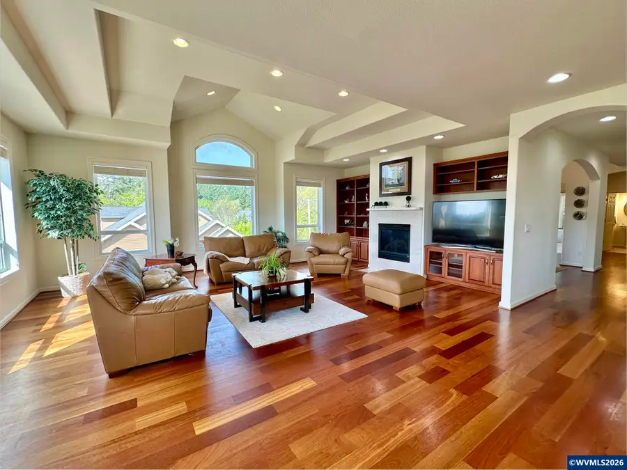 3670 NW Goldfinch Dr, Corvallis, OR 97330 - #3