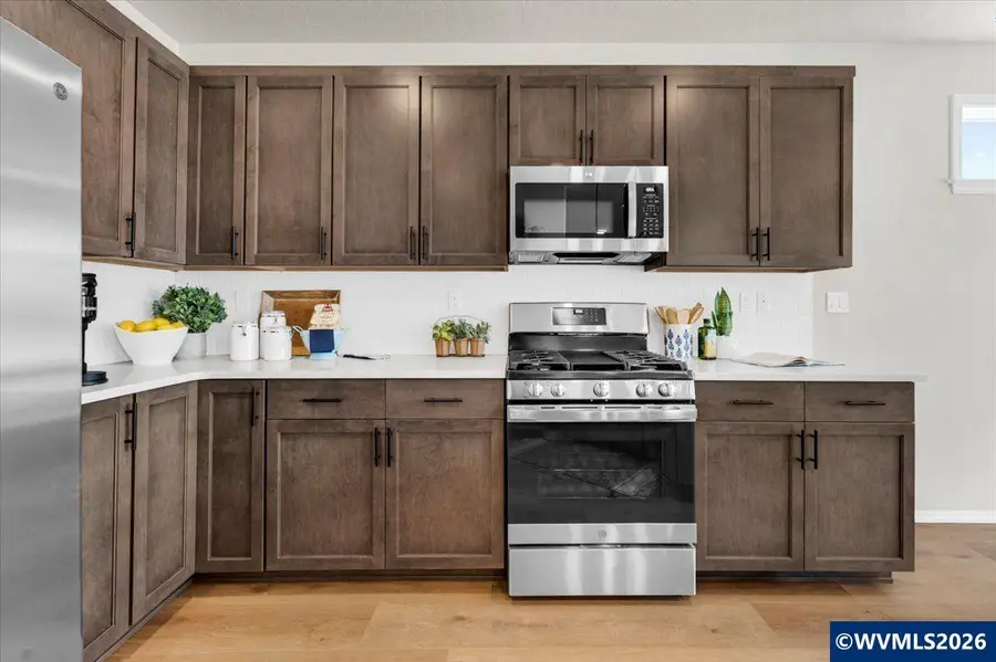 3187  S 13th St, Lebanon, OR 97355 - #2