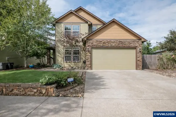 2380  Mountain River Dr, Lebanon, OR 97355