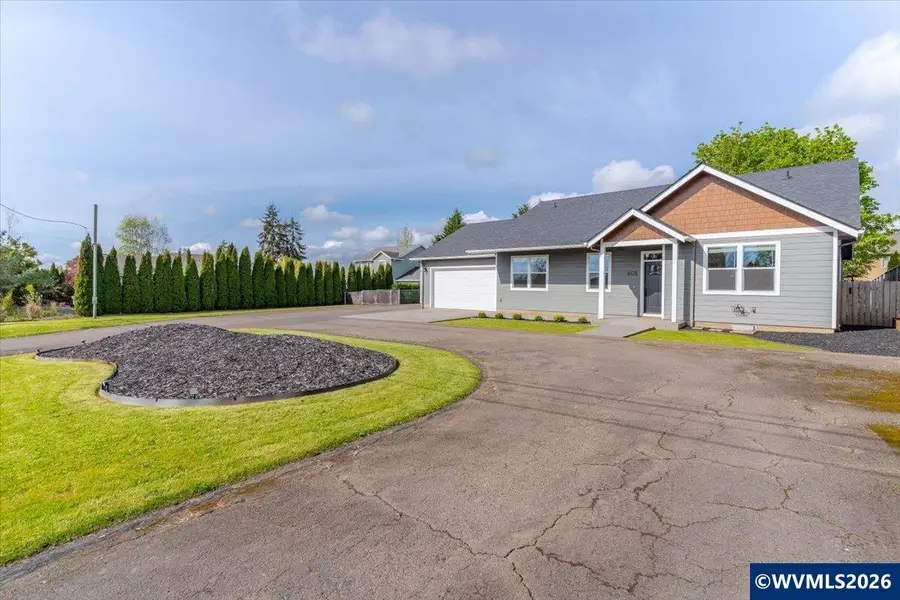 605 NW Orchard Dr, Dallas, OR 97338 - #3