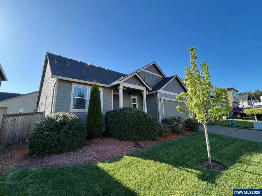 1713 N Kalapuya Pl, Lafayette, OR 97127 - #2