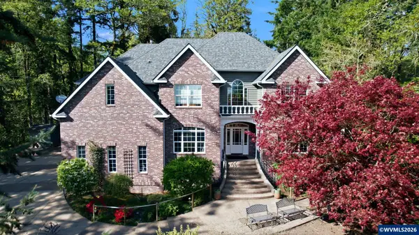 462  Shannon Dr NW, Albany, OR 97321