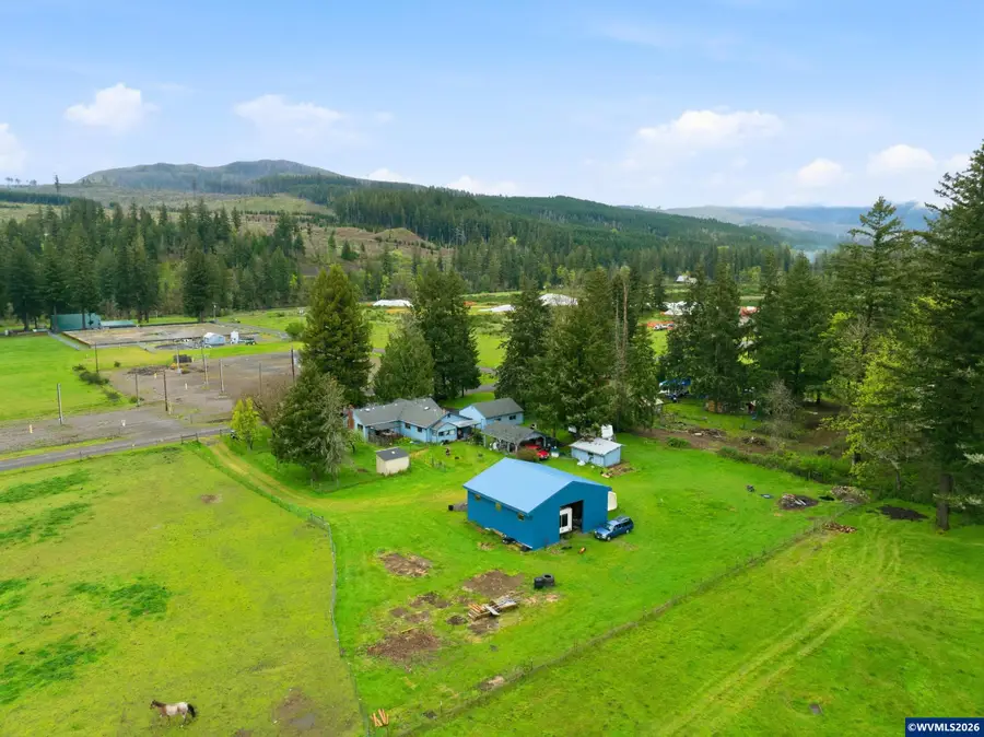 48974 SE Fairview St, Mill City, OR 97360 - #2