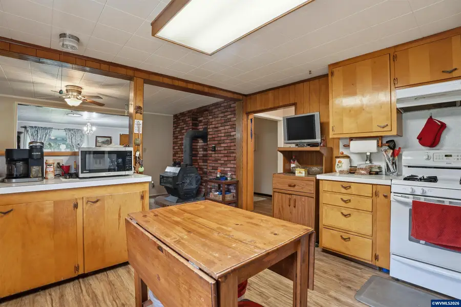 48974 SE Fairview St, Mill City, OR 97360 - #3