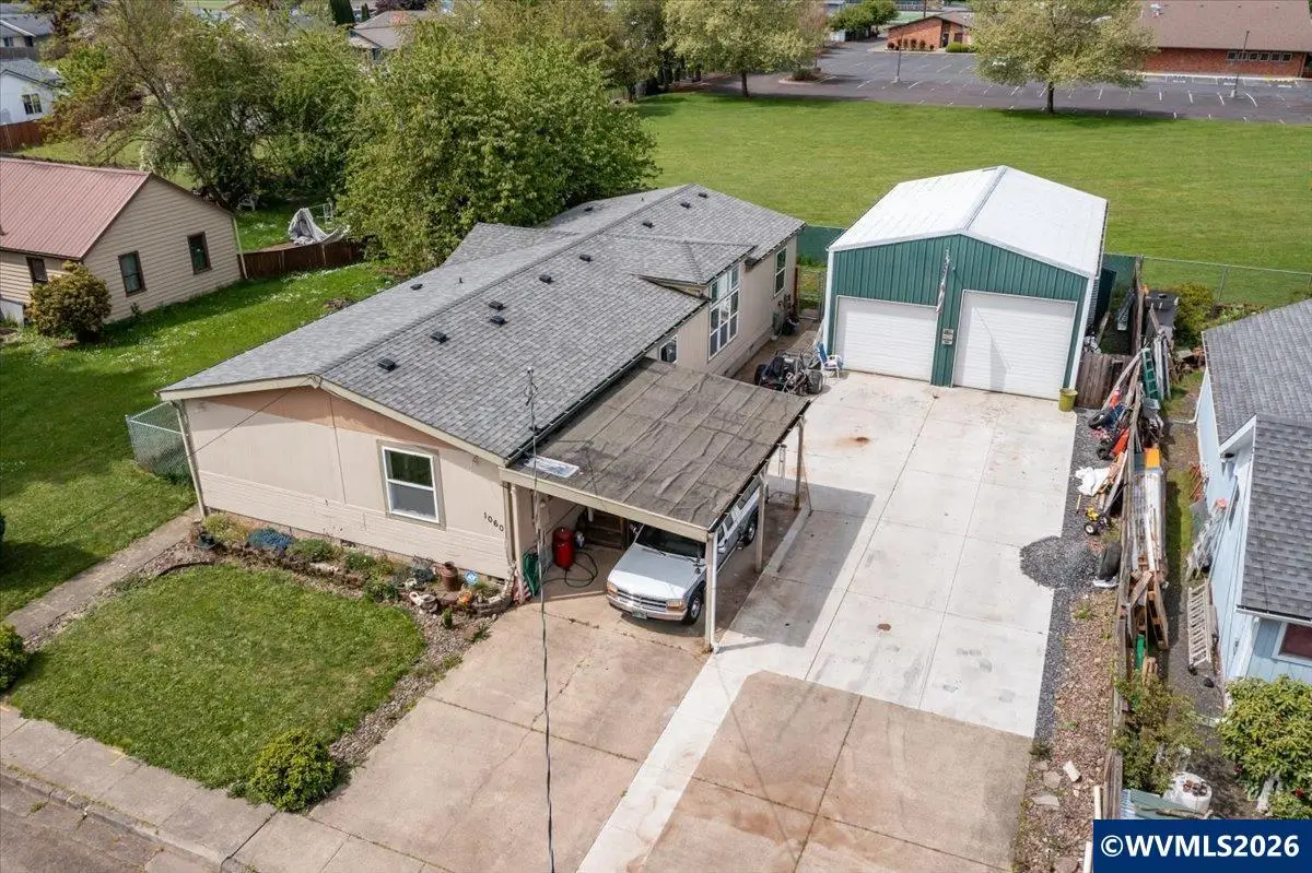 1060  23rd Av, Sweet Home, OR 97386 - #1