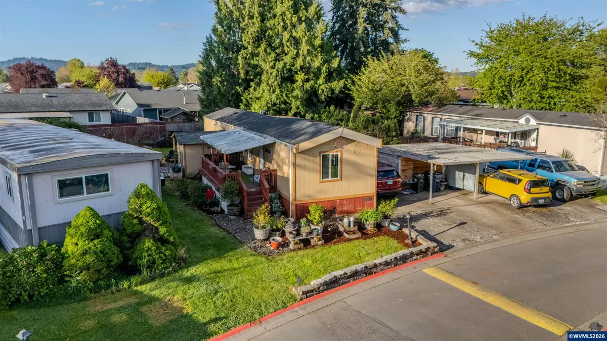 4900  Royal Av, Eugene, OR 97402 - #1