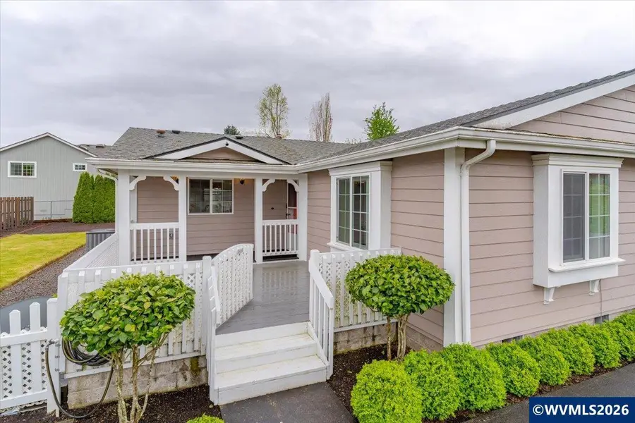 3427  Lake Vanessa Cir NW, Salem, OR 97304 - #2