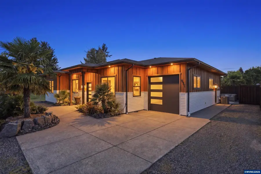 571  River Loop 2, Eugene, OR 97404 - #2