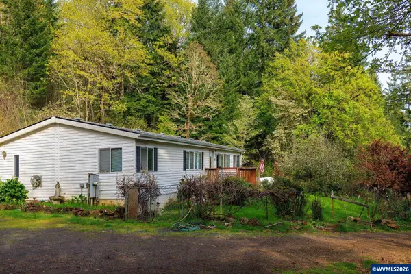 28330  Jones Dr, Foster, OR 97345