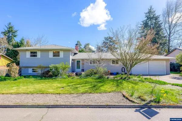 355 S Stadium Dr, Monmouth, OR 97361