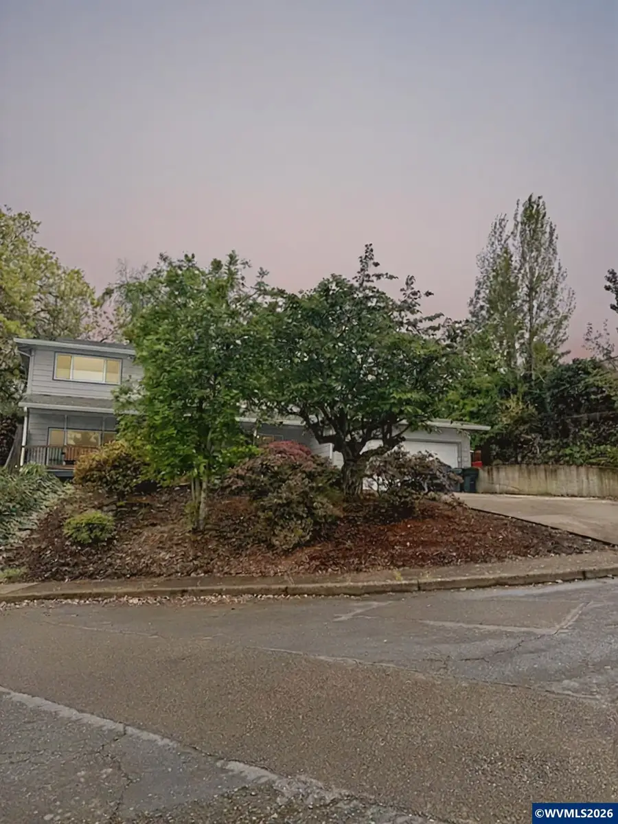 390  Kevin Ct S, Salem, OR 97306 - #3