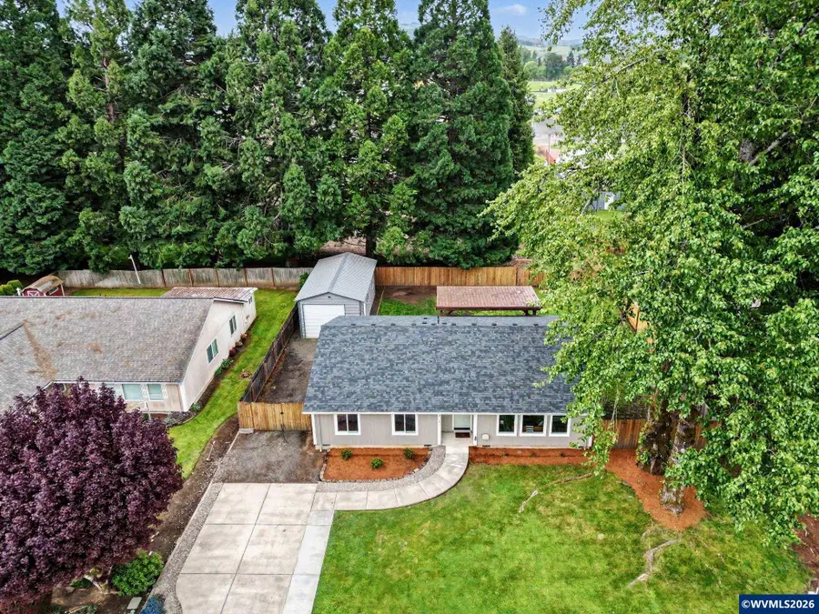 713 NE Rosewood Ln, Dallas, OR 97338 - #2