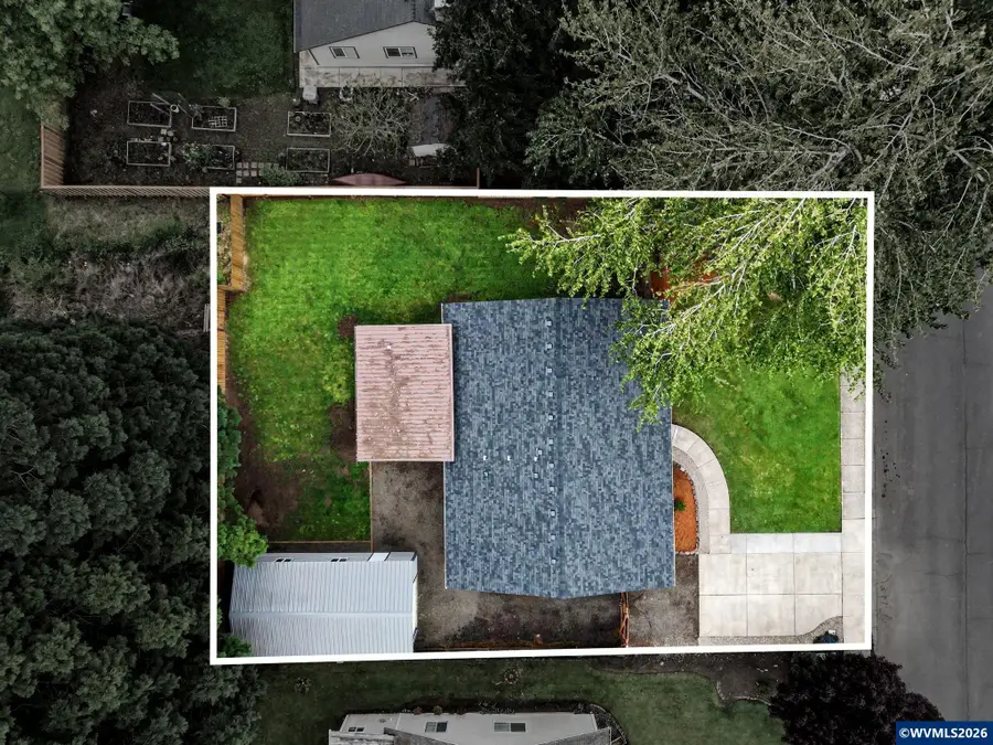 713 NE Rosewood Ln, Dallas, OR 97338 - #3