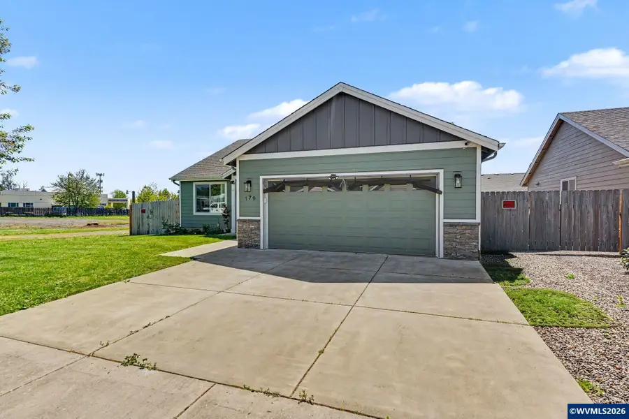 179 NW Card Av, Dallas, OR 97338 - #2