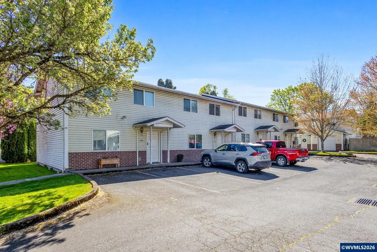 422-438  Warren St S, Monmouth, OR 97383 - #1