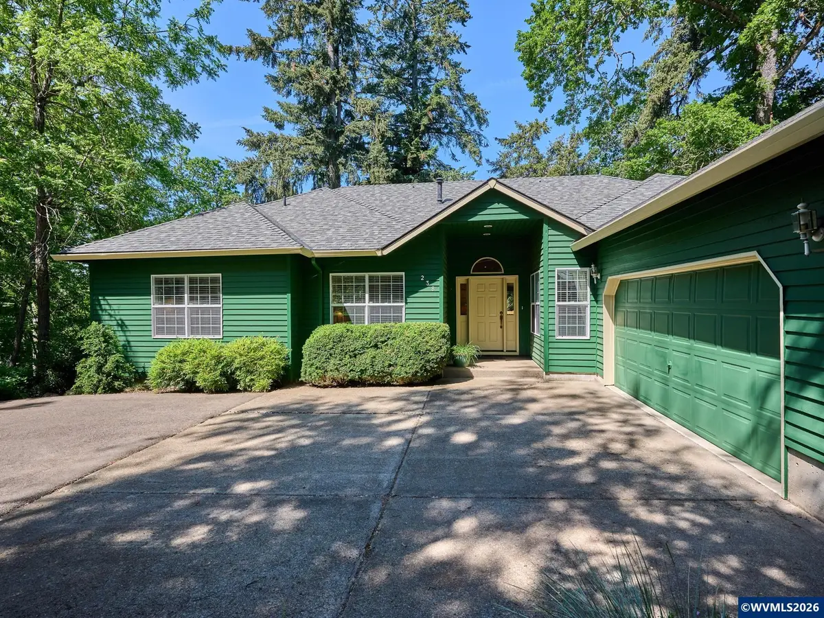 238  Rock St, Silverton, OR 97381 - #1