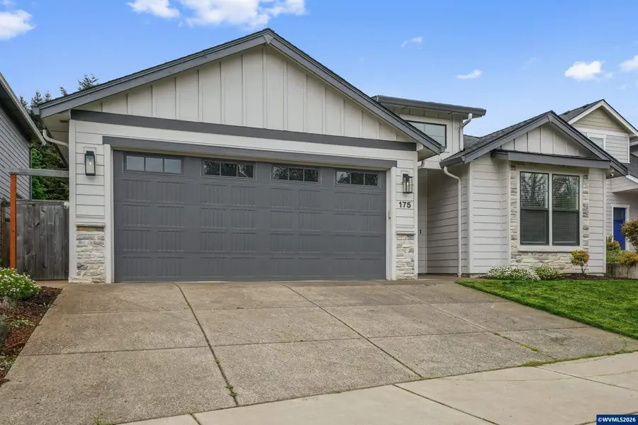 175 NW Beaver Ct, Dallas, OR 97338 - #3