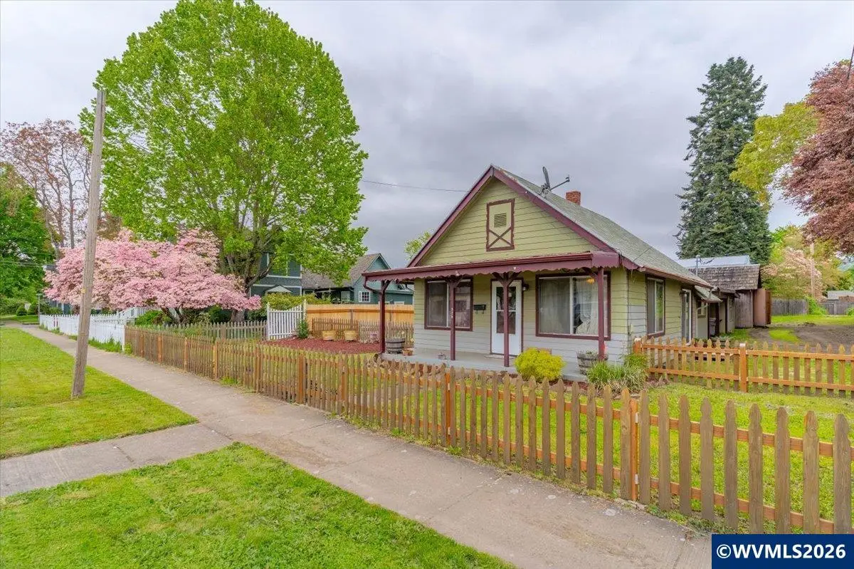 925 S Williams St, Lebanon, OR 97355 - #1