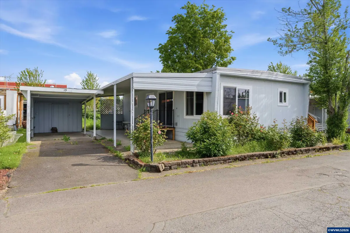 612 N Cascade #19 Dr, Woodburn, OR 97071 - #1