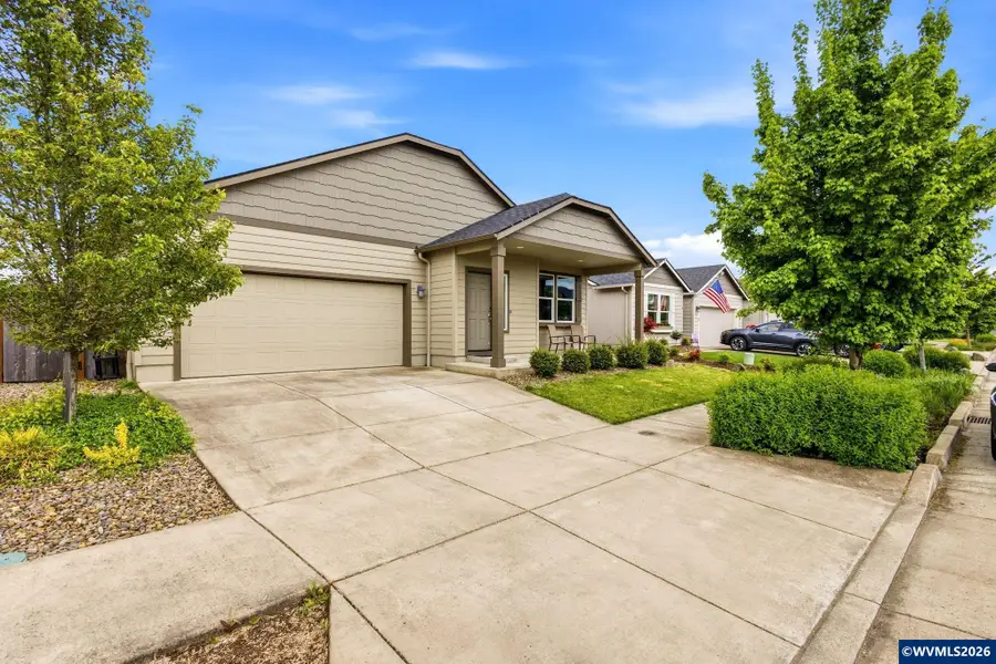 559 SE Casting St, Albany, OR 97322 - #3
