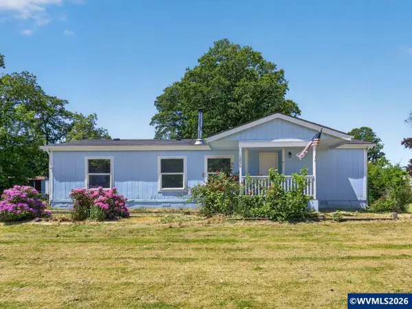 1216  43rd Av, Sweet Home, OR 97386