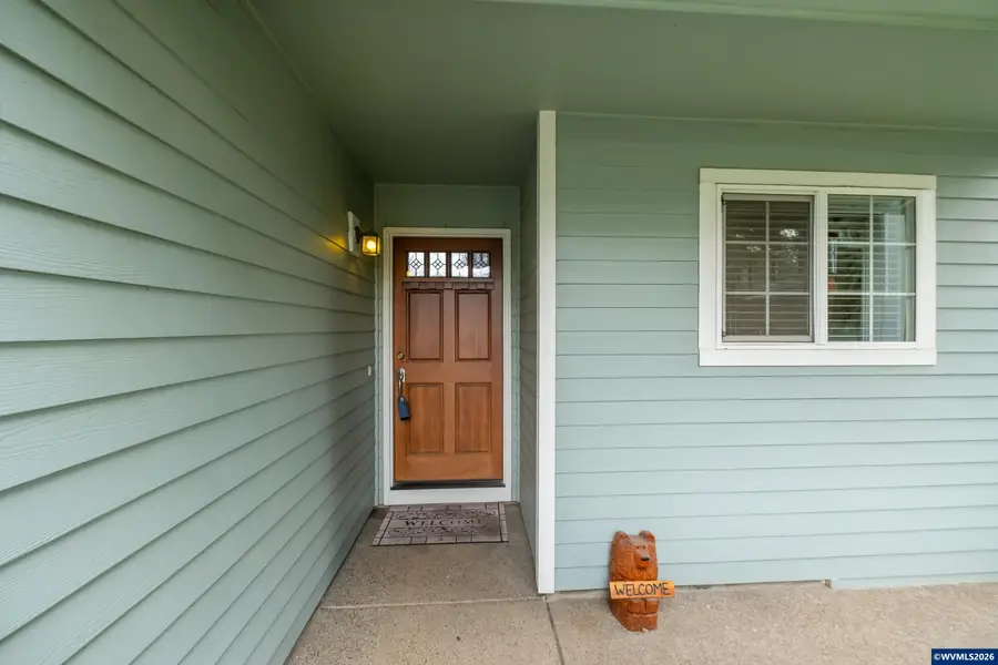 1067 SW Falcon Crest Dr, Dundee, OR 97115 - #3