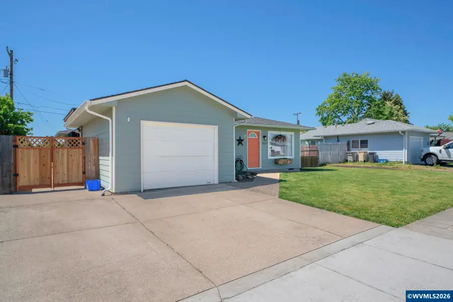 2632  Hill St SE, Albany, OR 97322 - #3