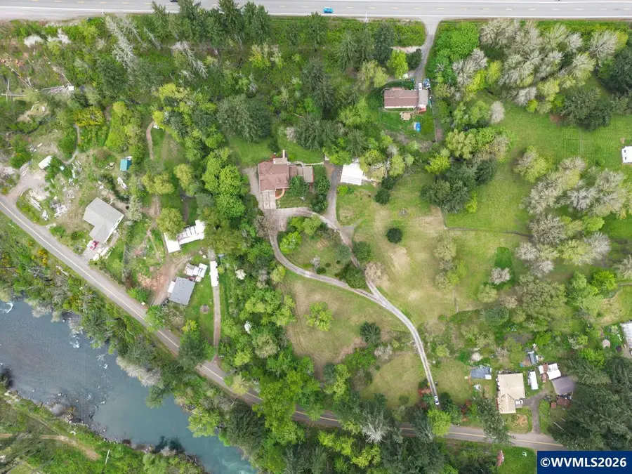 824 W Central Av, Gates, OR 97346 - #3
