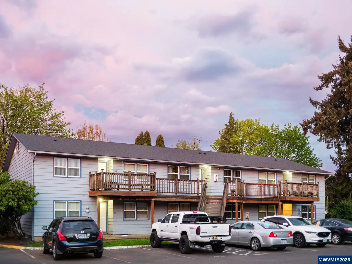 302 S Monmouth Av, Monmouth, OR 97361 - #1