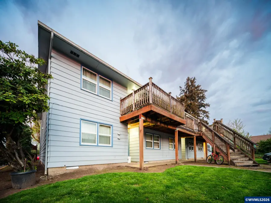 302 S Monmouth Av, Monmouth, OR 97361 - #3