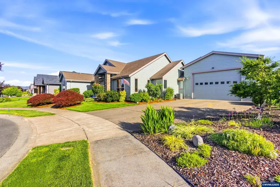 867  Corsair Dr, Independence, OR 97351 - #3
