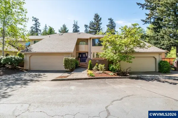 1905  Spicetree Ln SE, Salem, OR 97306