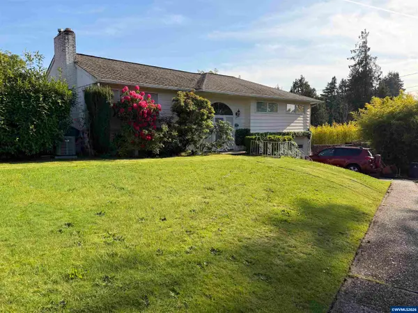 940  Gerleon St SE, Salem, OR 97302