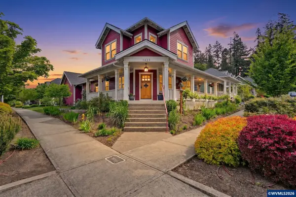 1423  Grantham Ln SE, Salem, OR 97302