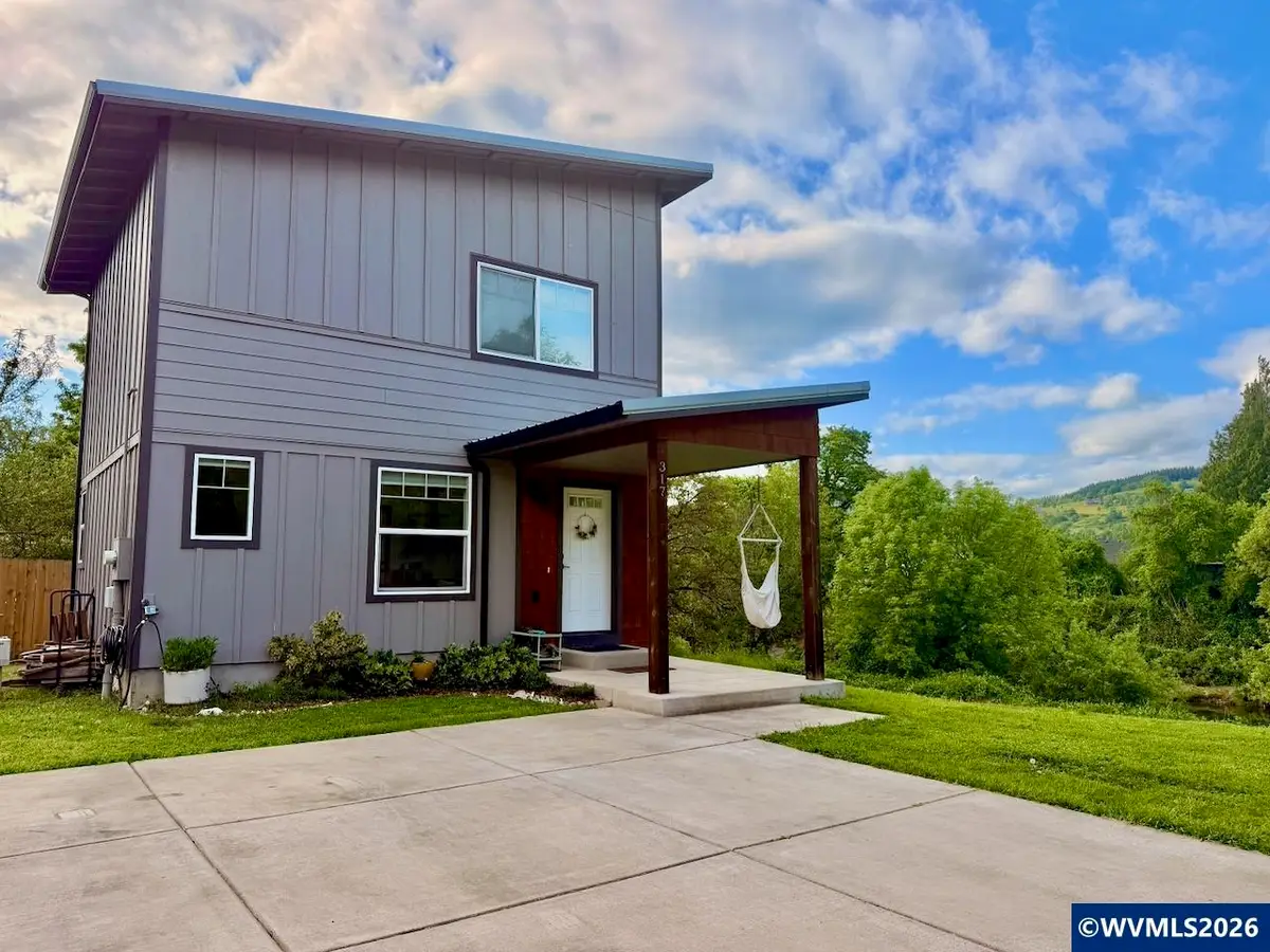 317 SE Sheridan Rd, Sheridan, OR 97378 - #1